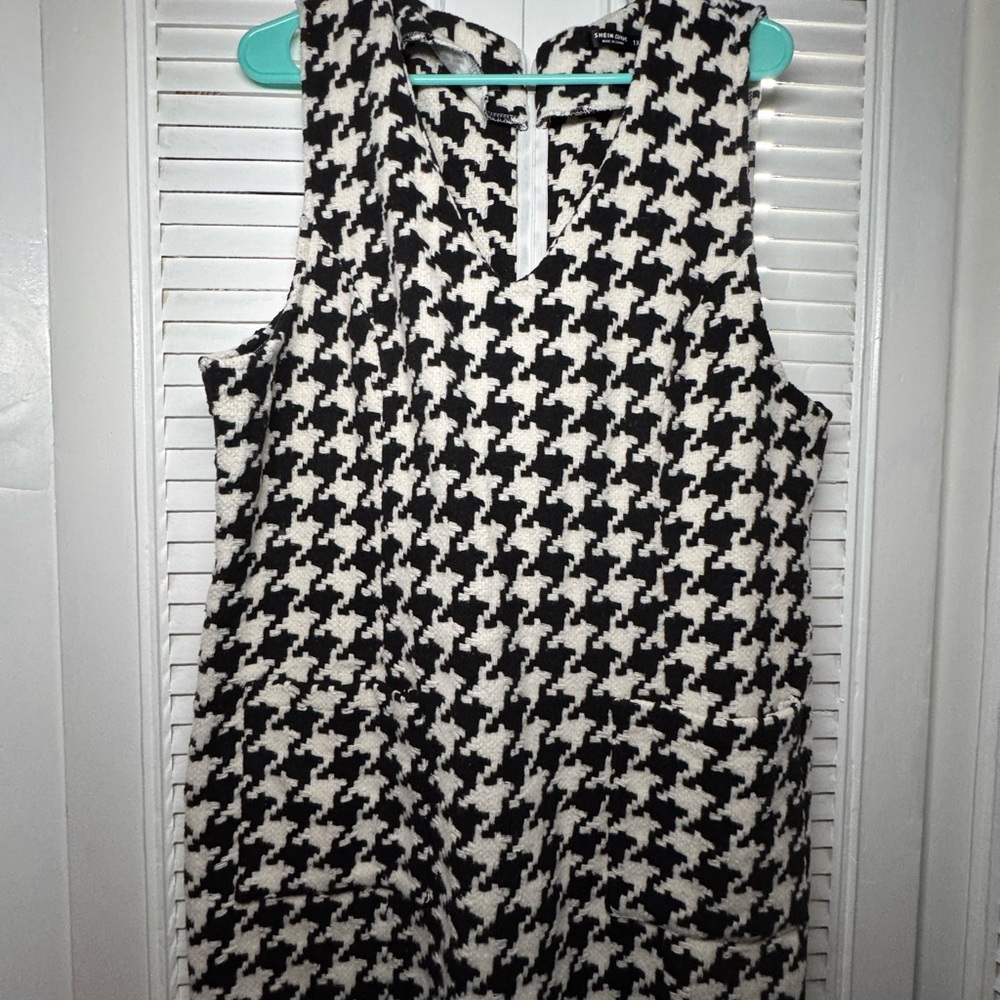 Stylish Black and White Houndstooth Dress